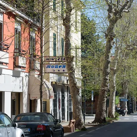 فندق Morchio Mhotelsgroup دْيانو مارينا