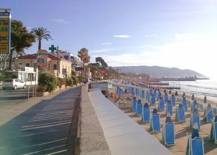 酒店 Morchio Mhotelsgroup 迪亚诺马里纳