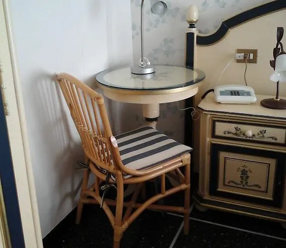 酒店 Morchio Mhotelsgroup 迪亚诺马里纳